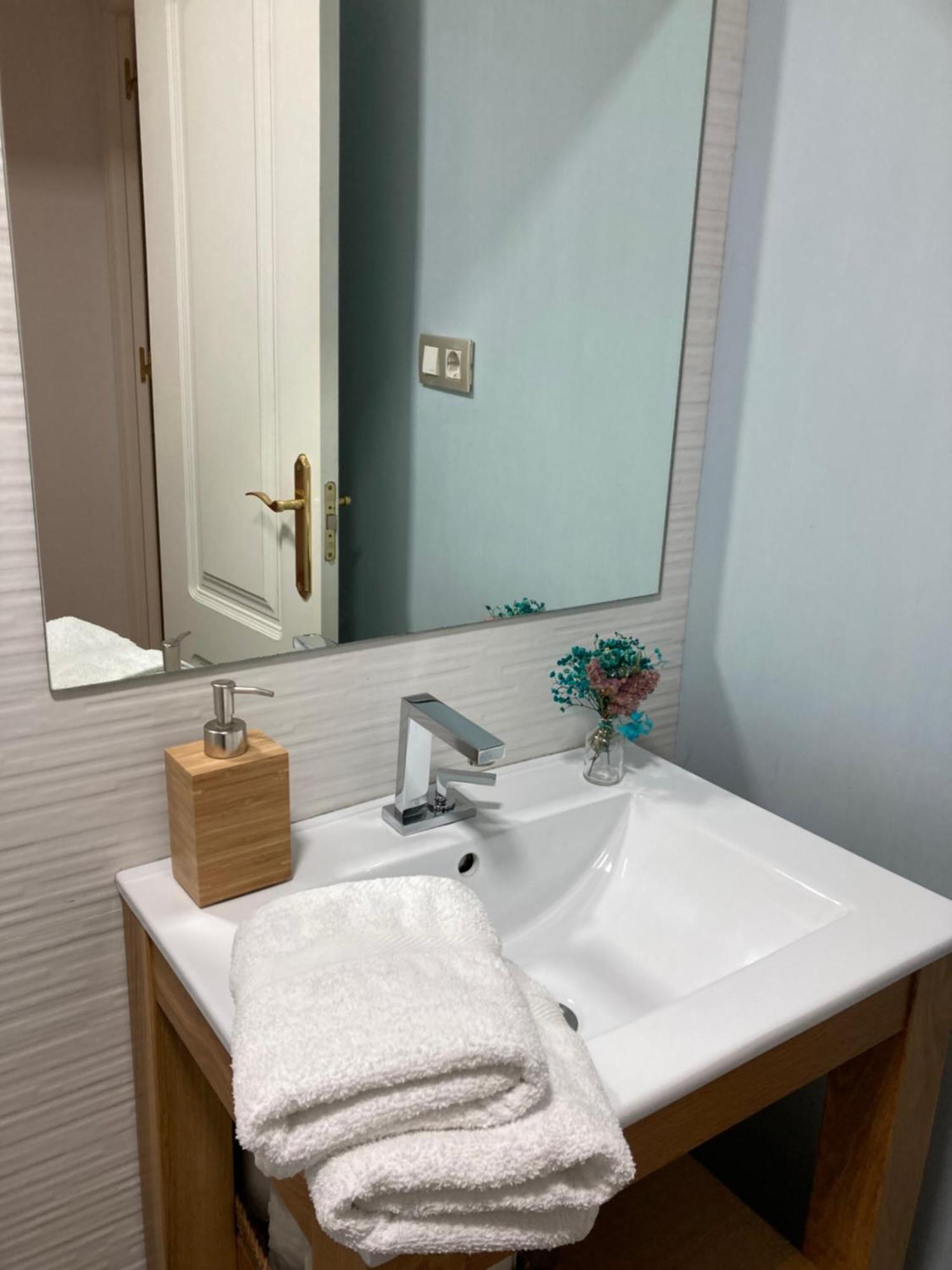 Apartamento Enriqueta Granada Ngoại thất bức ảnh